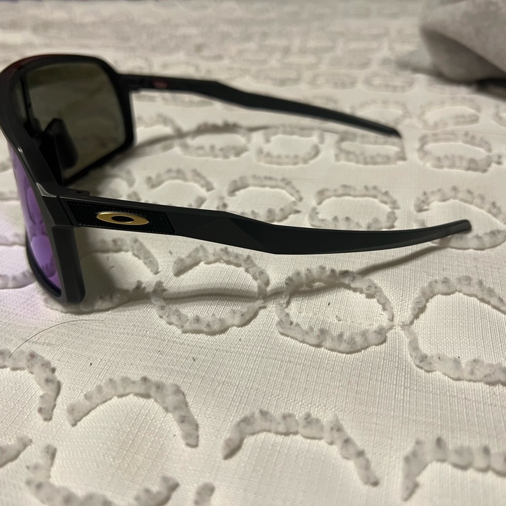 Oakley Sutro Sunglasses - Picture 5 of 7